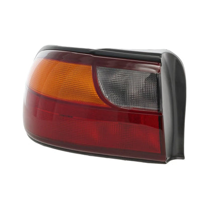 Tail Light Driver Side for Chevy Classic (2004–2005) MLX-REGGM292-B000L-CL360A50, GM2800132