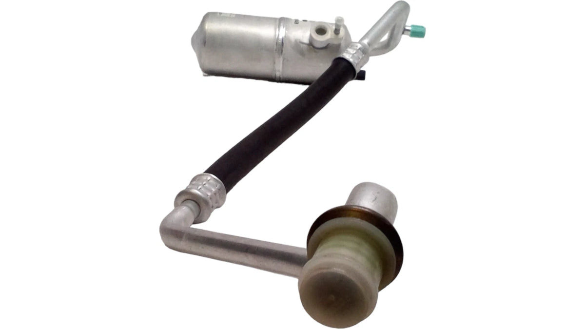 Accumulator with Hose Drier for Ford F-150 (1999–2004) 1AMAC56840