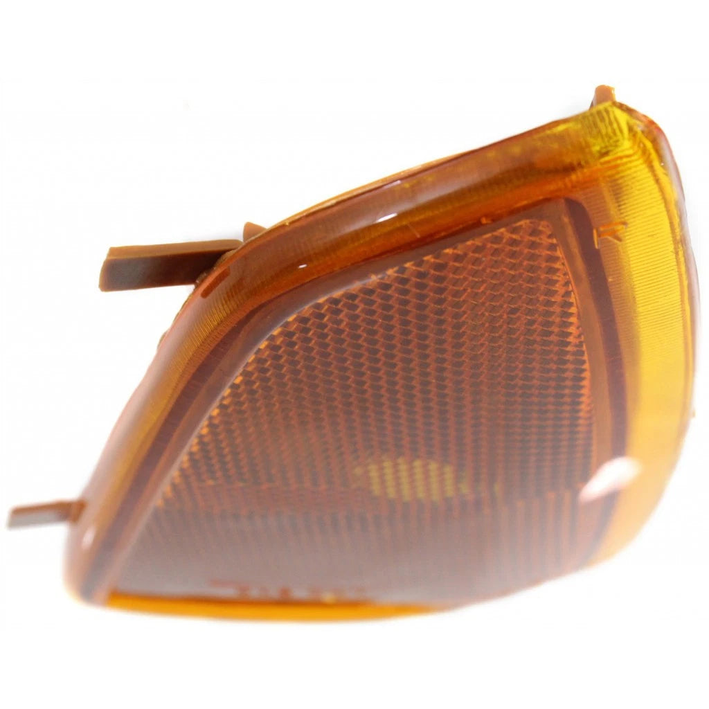 Corner Light for Chevy S10 (1994–1997) - Amber Lens, CLX-M0-USA-18-3215-01-CL360A70, GM2551140