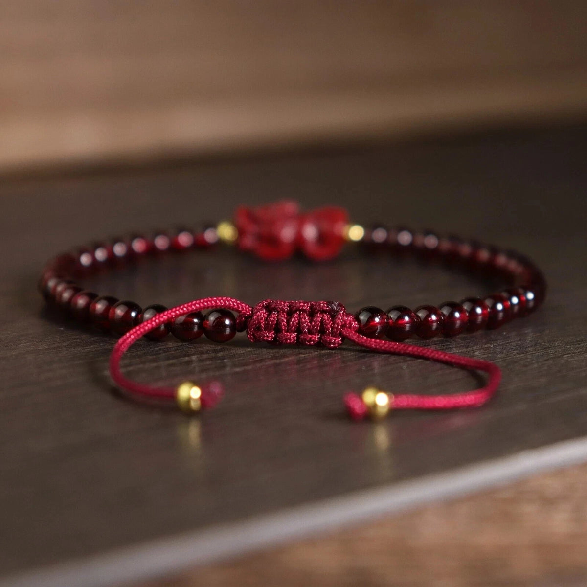 Natural Garnet Pixiu Crystal Gemstone Bead Bracelet for Protection Success Wealth