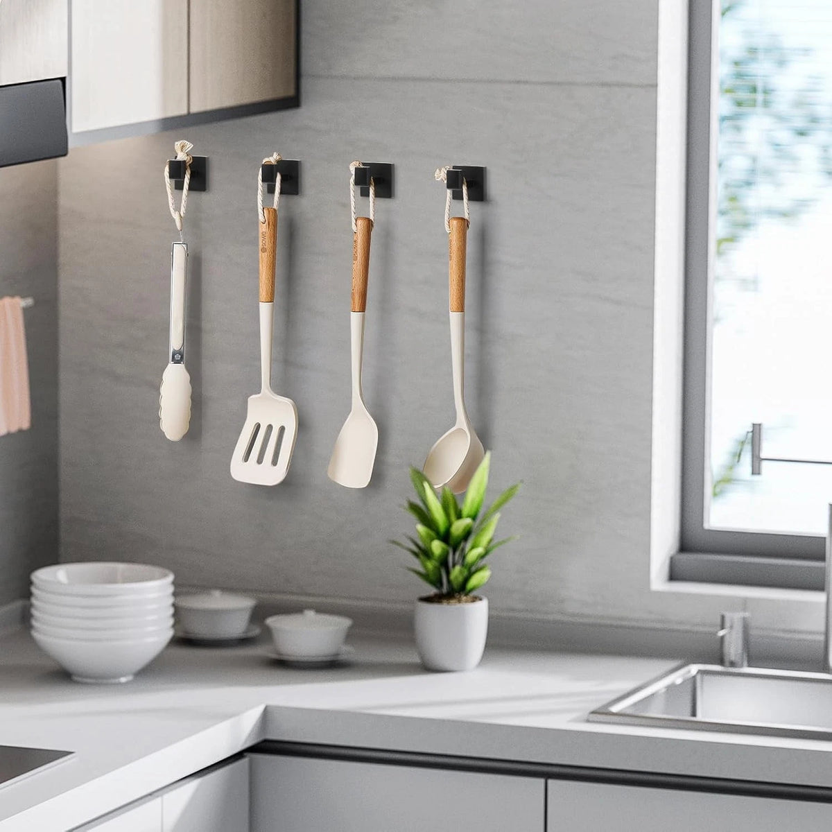 Set of 4 Black Towel Hooks for Bathroom Wall (2010–2023)