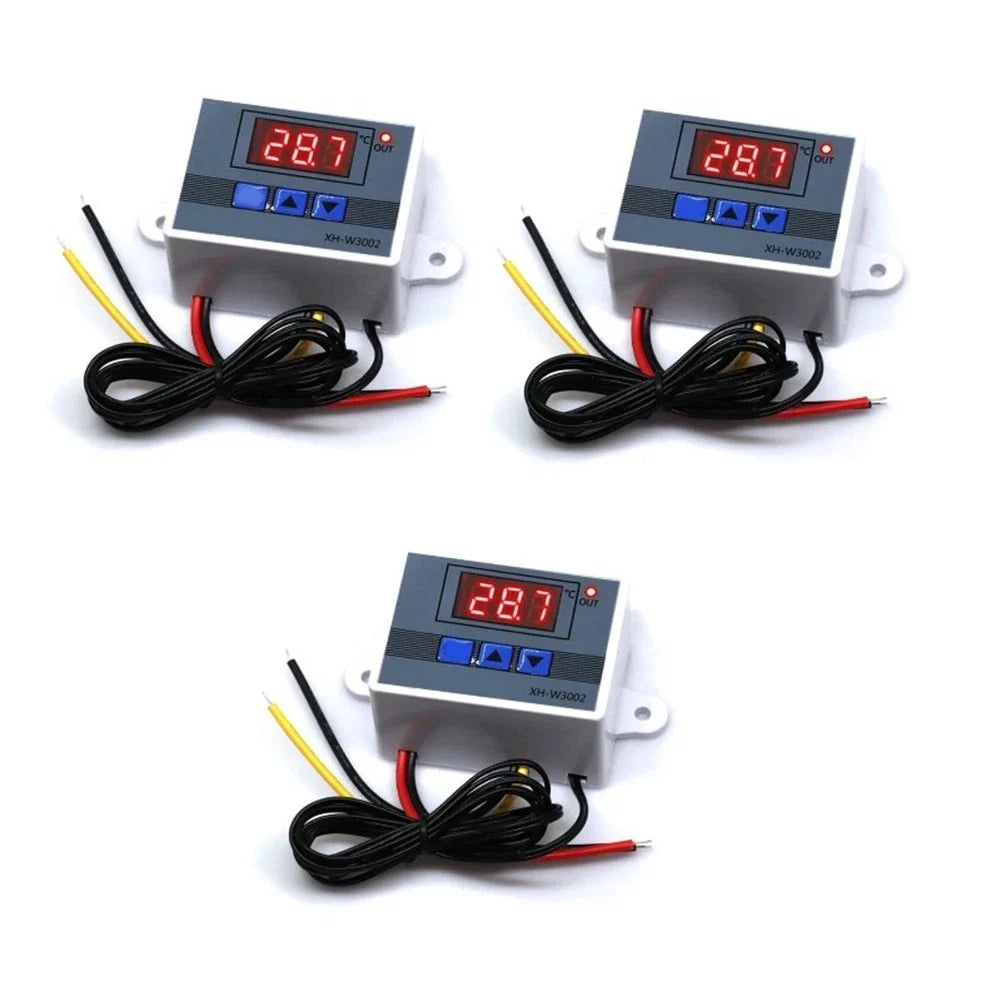 Temperature Monitoring System with 3 Digital Controllers for