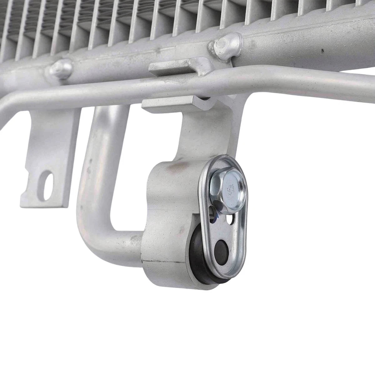 A/C Condenser for Chevy Captiva Sport Saturn Vue (2008–2010) 18054812, 3687