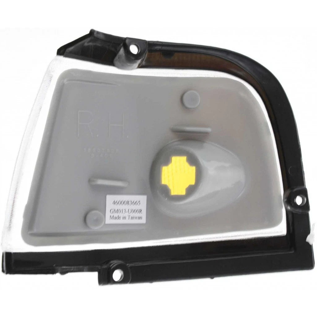 Passenger Side Side Marker Light for Oldsmobile Cutlass Ciera (1988–1996) CLX-M0-18-1835-01, GM2551104