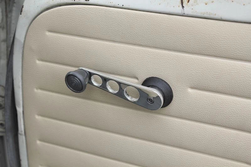 Set of 2 Chrome Window Winder Handles for VW Beetle (1968–1998)