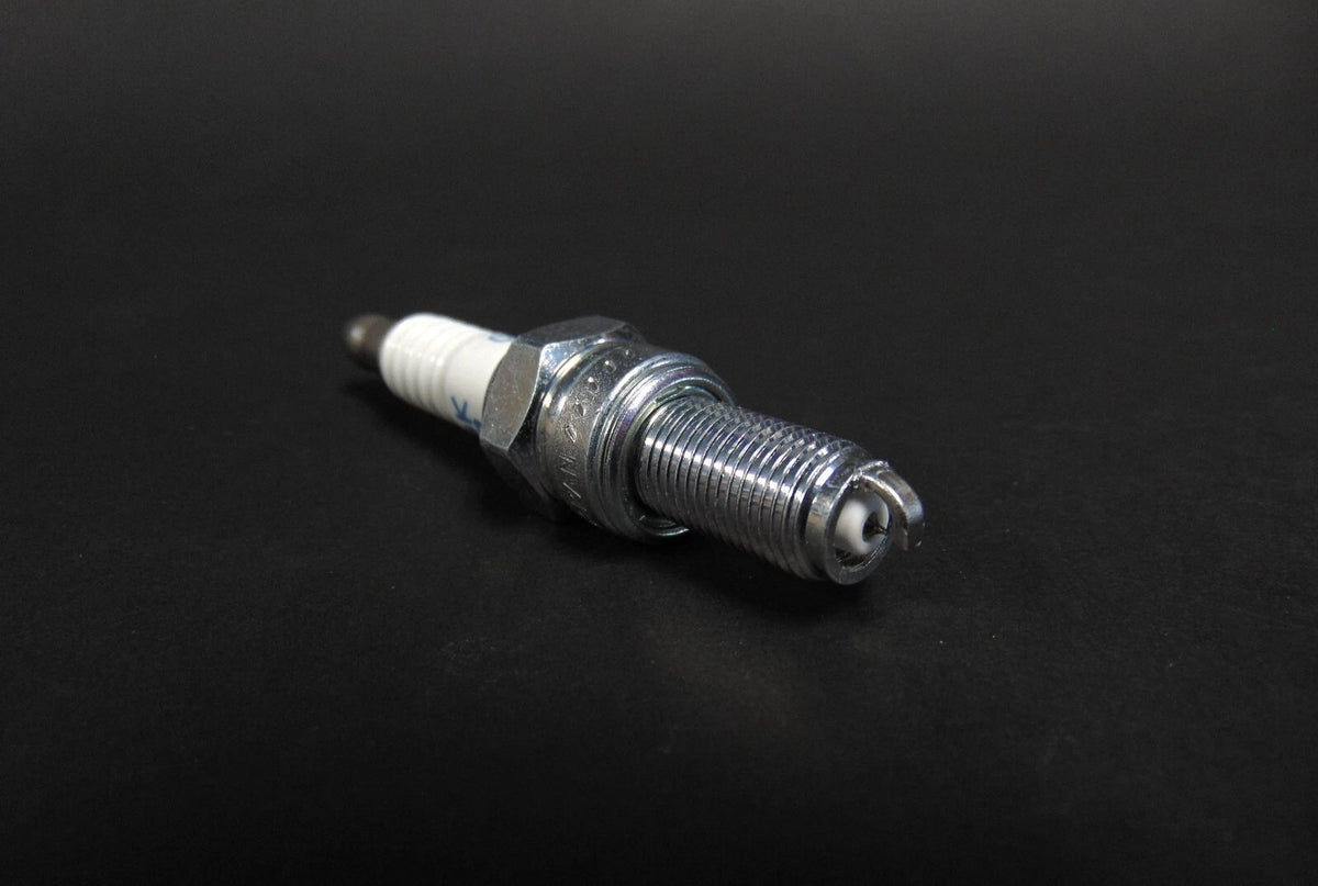 NGK Spark Plug CR8EIB-10 for