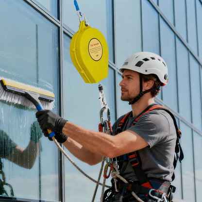 330lbs Fall Arrester Self Retracting Lifeline for Safety Use (30m)