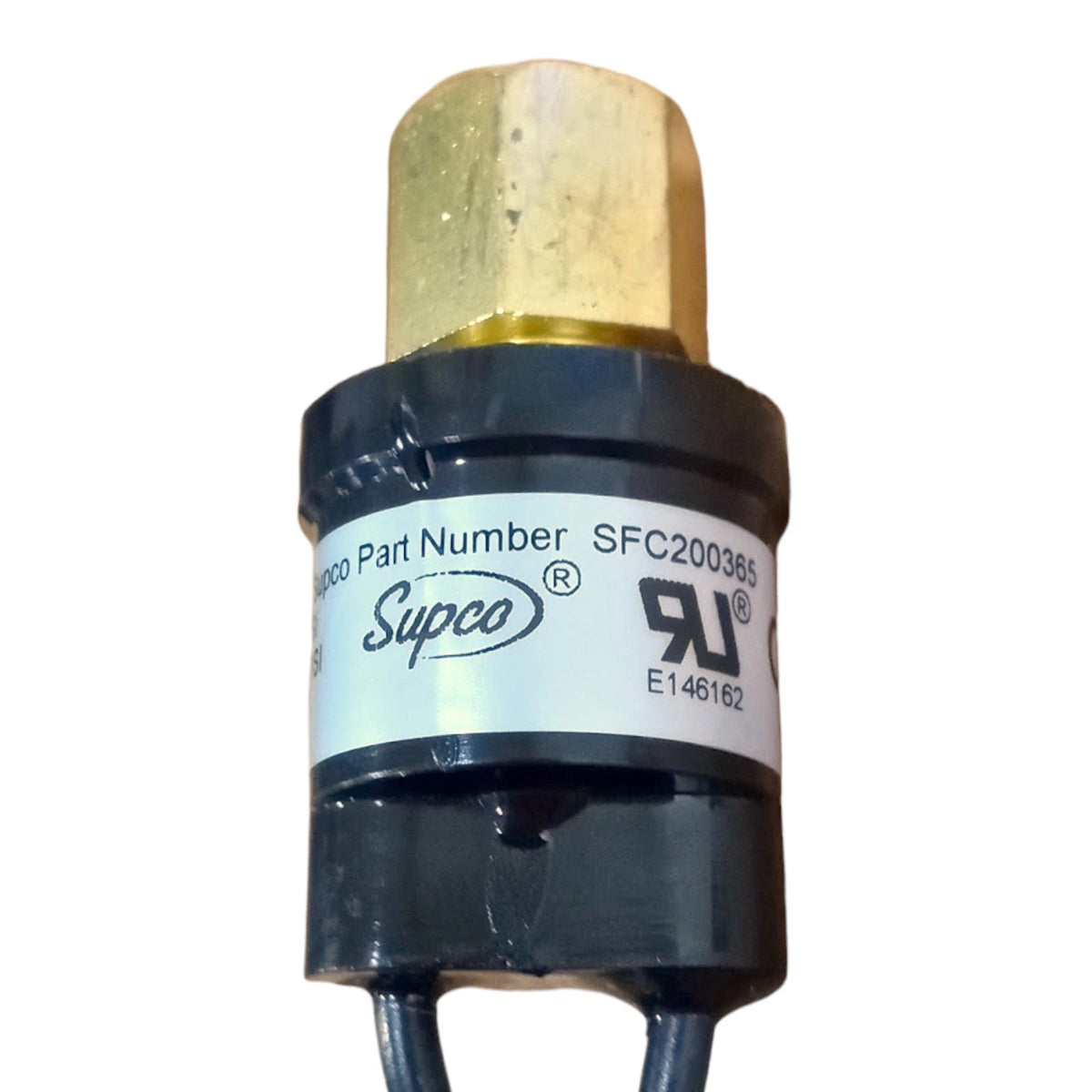 Condenser Fan Cycling Switch for HVAC (Open: 200 PSI, Close: 365 PSI)