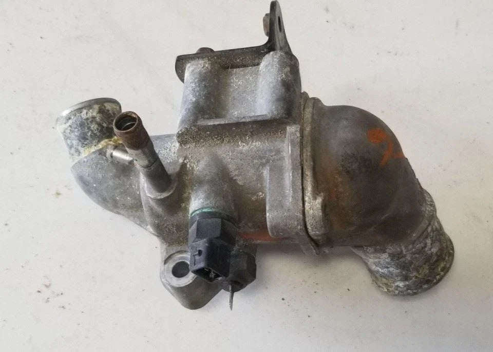 Thermostat Housing EBC10345 for Jaguar XJ6 VDP X300 (1994–1997)