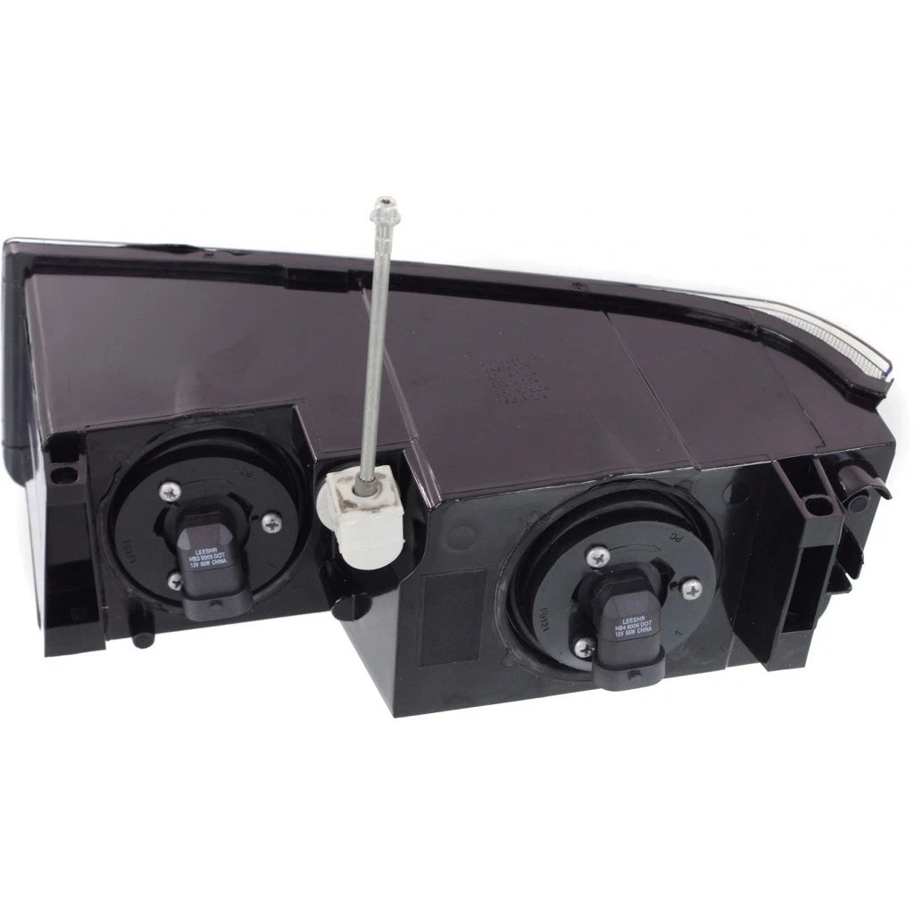 Headlight for Chevy Avalanche 1500 (2002–2006) GM2503219, CLX-M0-GM237-B001R