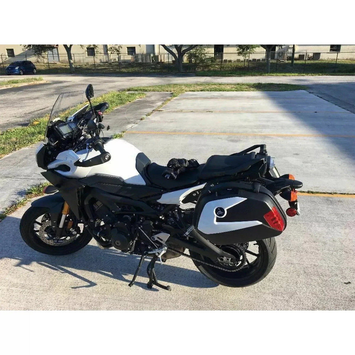 28L Hard Saddlebags for Can-Am Spyder Roadster RS ST (2013–2019)