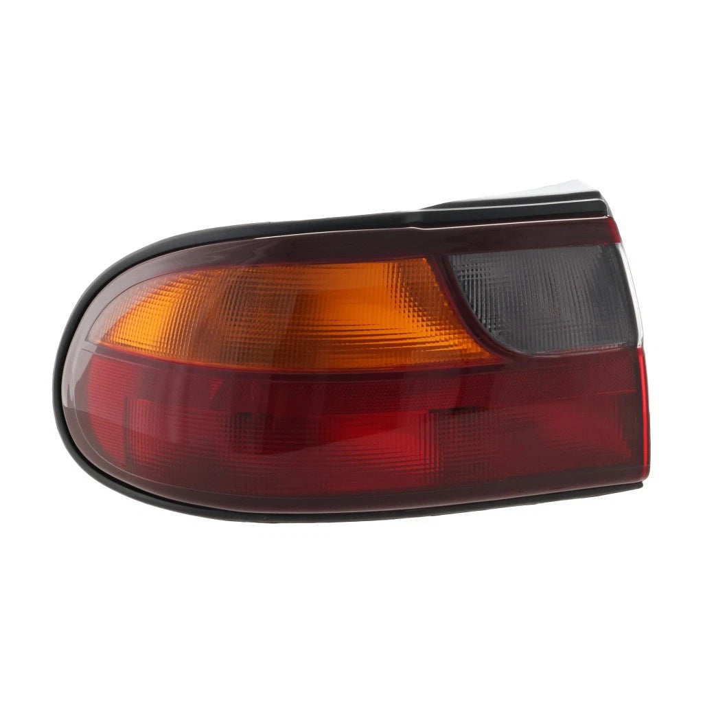 Tail Light Driver Side for Chevy Classic (2004–2005) MLX-REGGM292-B000L-CL360A50, GM2800132