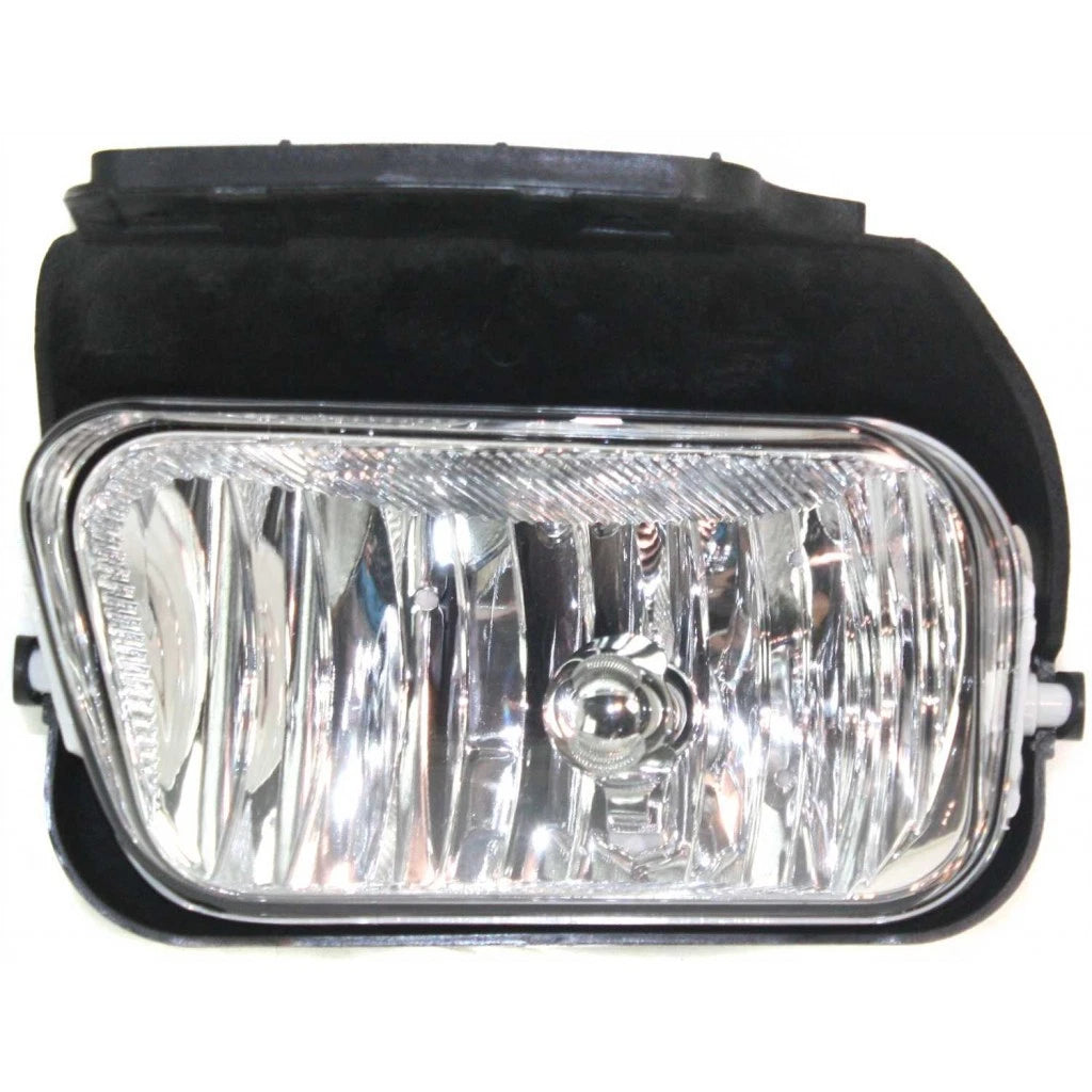Fog Light Assembly for Chevy Silverado 3500 (2003–2004) GM2592127, CLX-M0-19-5538-00-1-CL360A7