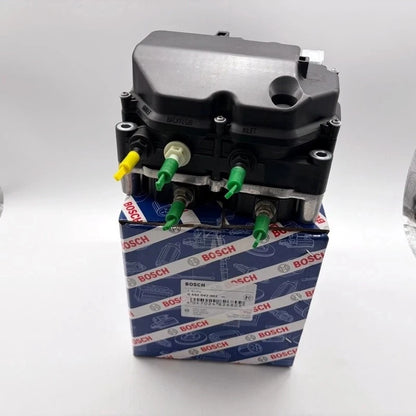 Urea Def Pump for Volvo Mack (12V D13) (21577507, 21577511, 21332701, 85003864)