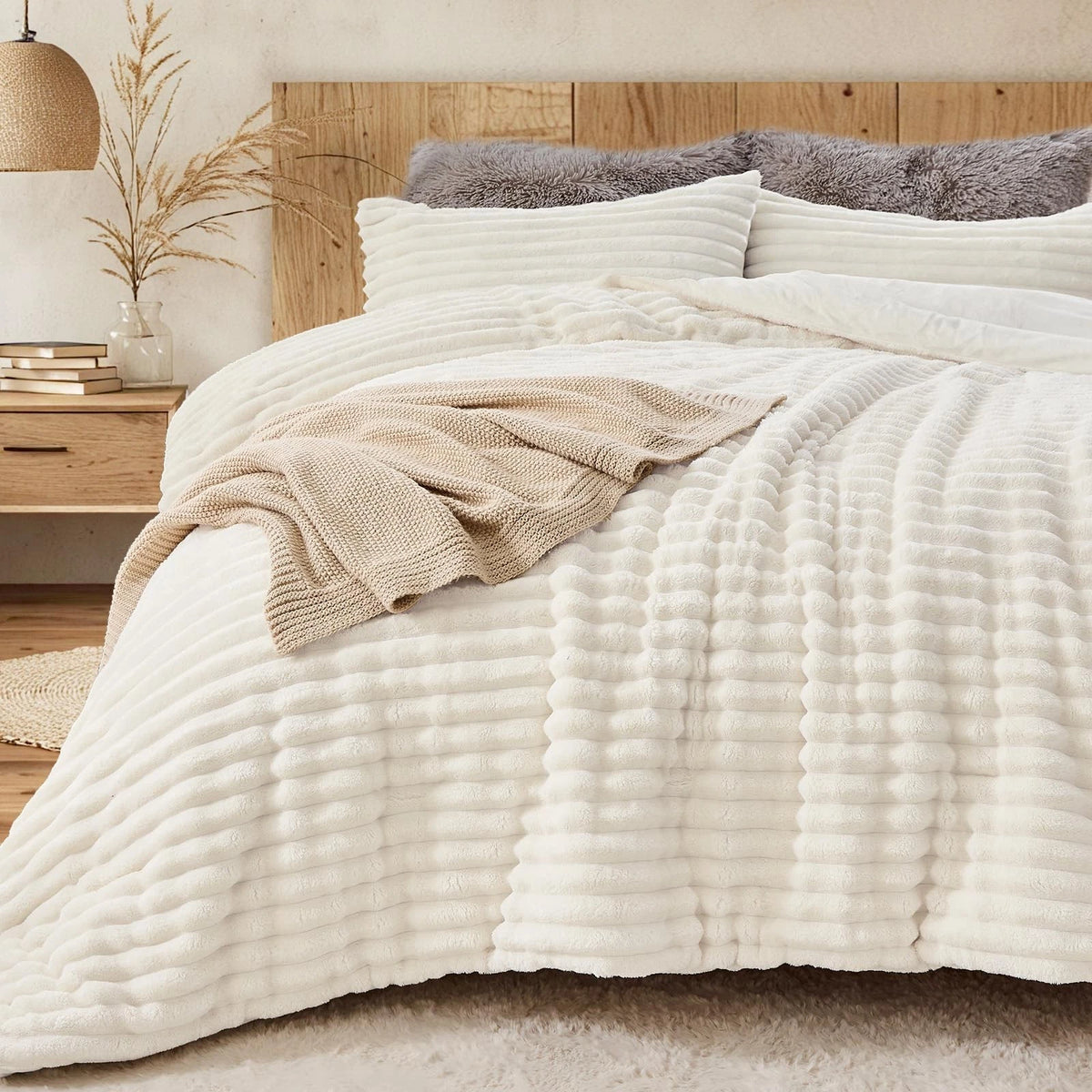 3-Piece Comforter Set for Queen Size (Cream White)