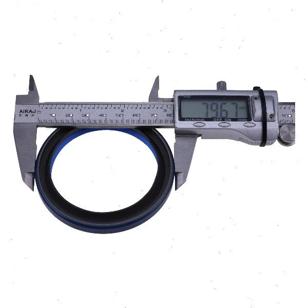 Crankshaft Front Oil Seal for Cummins 6BT 4BT Case MX100 MX120 (4988952, 3904353, 3933262, J904353)