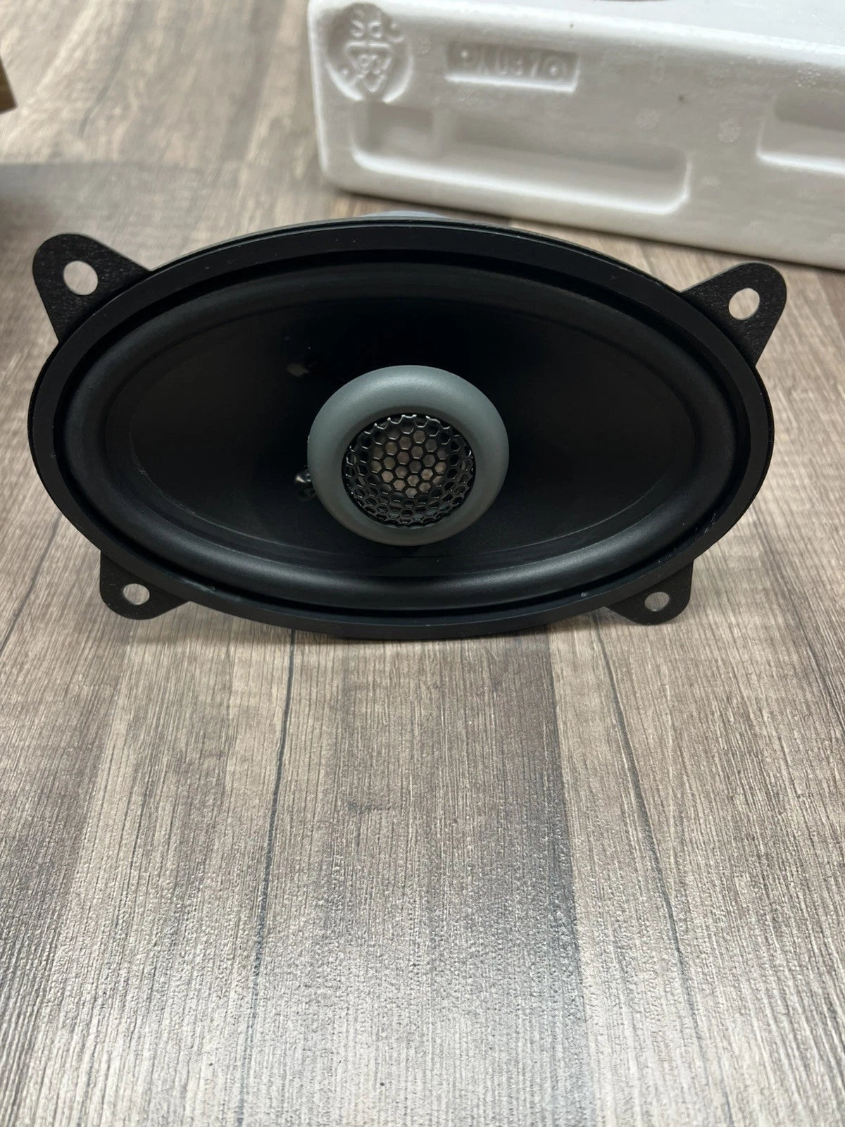 Pair of 4x6 Inch 45W 2-Way Coaxial Speakers for
