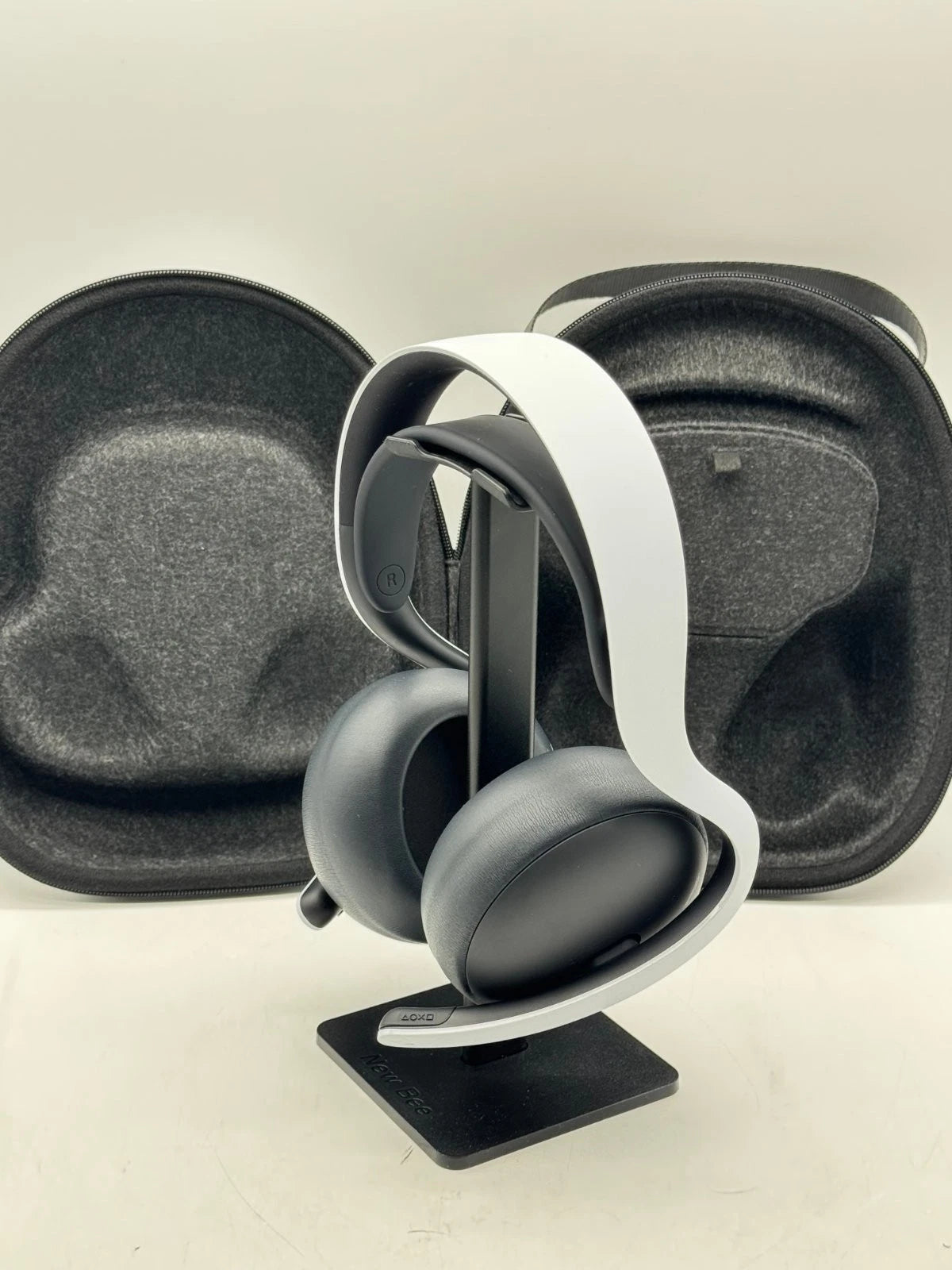 PlayStation Pulse Elite Wireless Headset Over-Ear White CFI-ZHW2