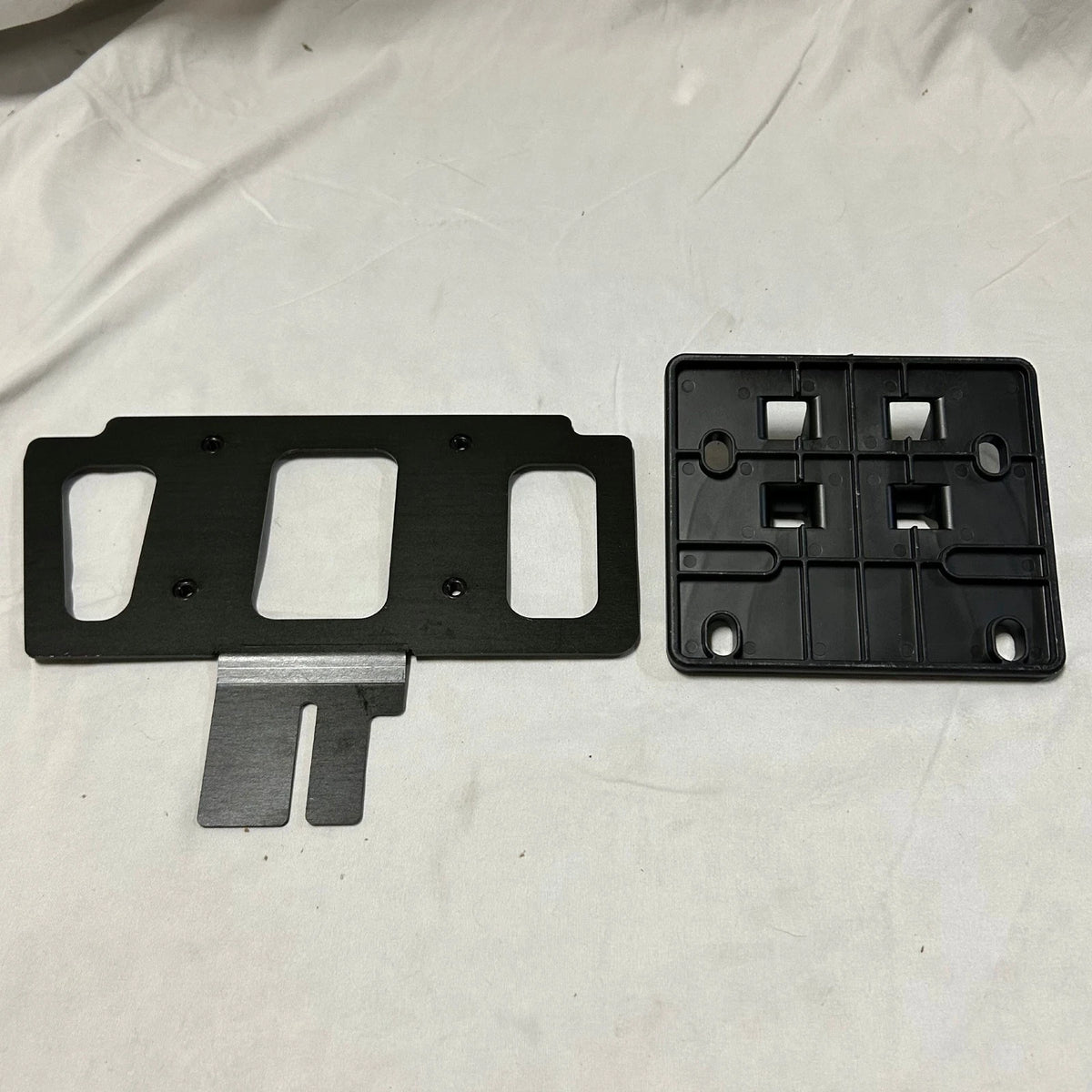 Polaris Glass Tip-Out Full Windshield for Polaris (OEM, 2881108)