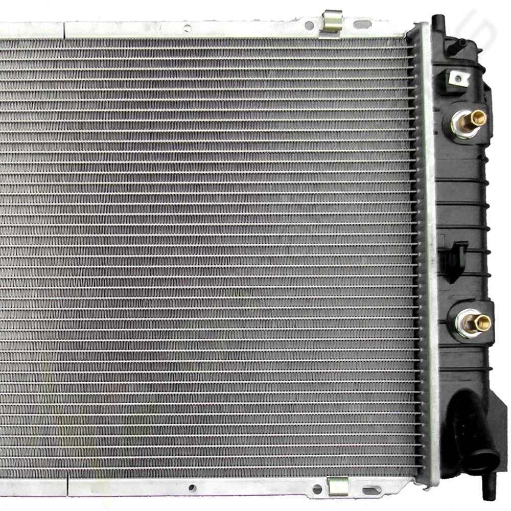 Aluminum Radiator for Ford Crown Victoria Lincoln Town Car (1995–1997)