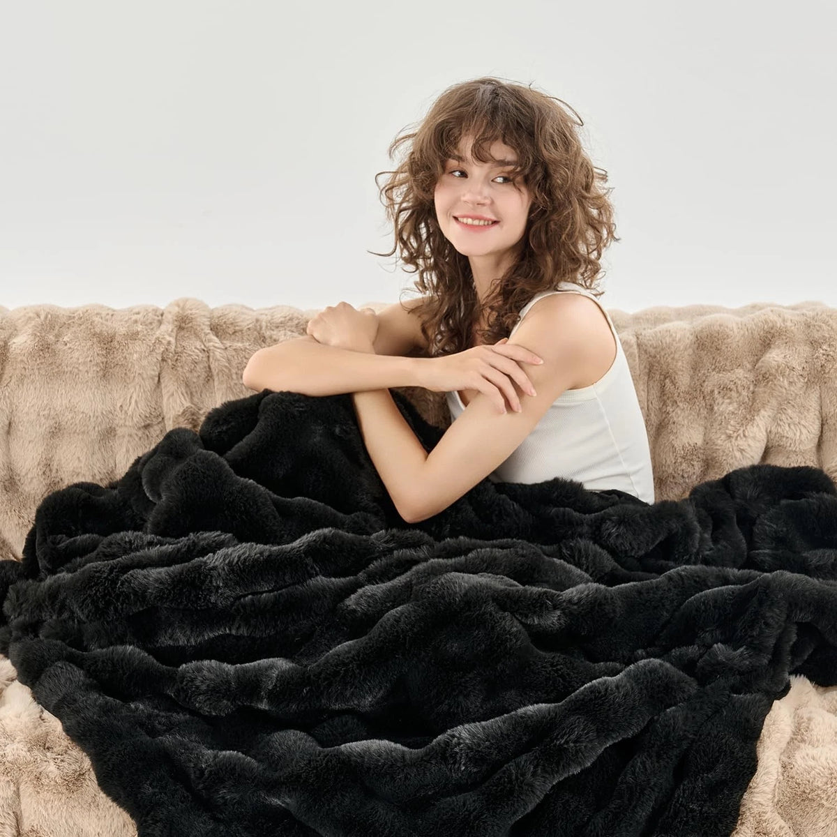 Fluffy Faux Fur Throw Blanket 90x90 for Couch Bed - Luxury Soft Thick Fuzzy