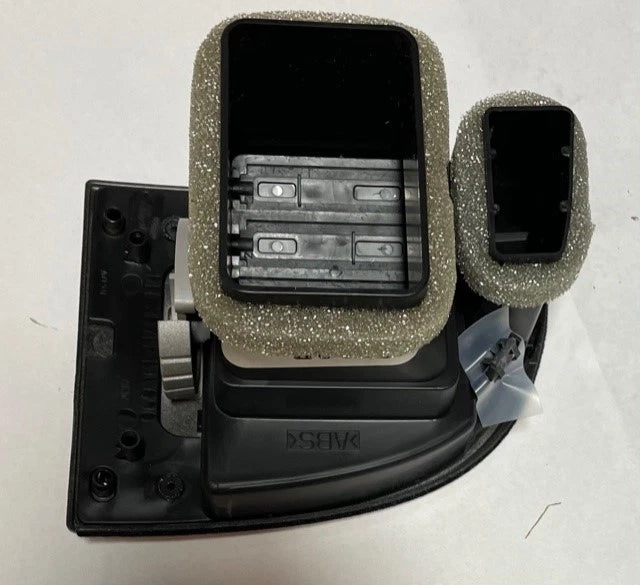 Louver Assembly Vent Air for Lincoln Navigator (2003–2006) 2L7Z19893AAB
