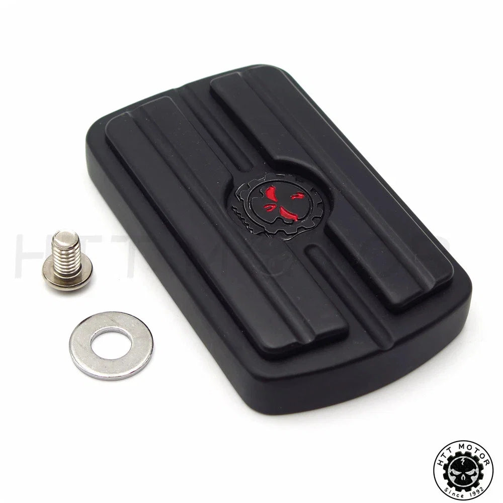 Skull Brake Pedal Pad Cover for Harley Sportster XL, Dyna, Fat Bob, V-Rod (2004–2023)