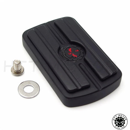 Skull Brake Pedal Pad Cover for Harley Sportster XL, Dyna, Fat Bob, V-Rod (2004–2023)