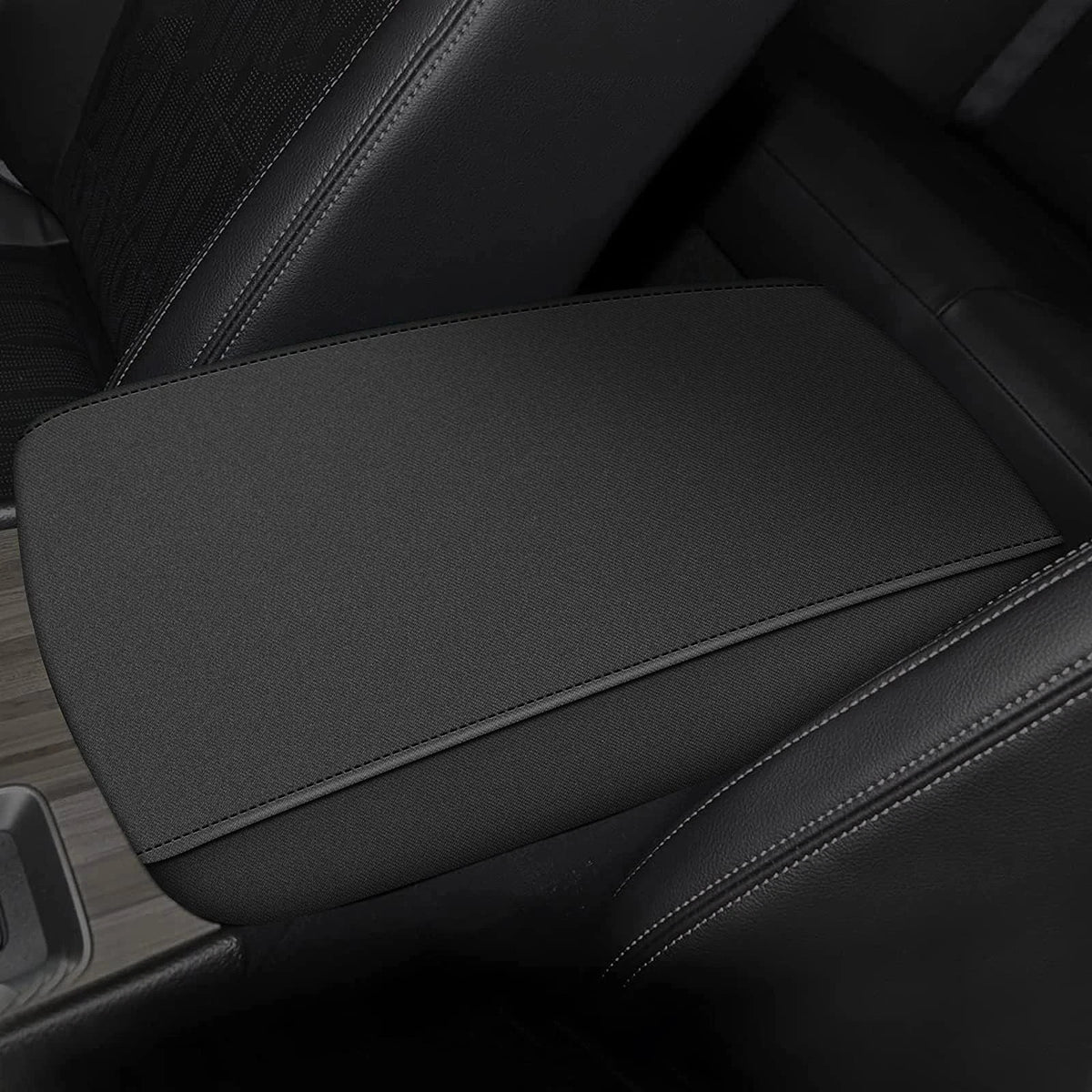 Armrest Covers for Nissan Altima (2019–2026) - Black with Stitches