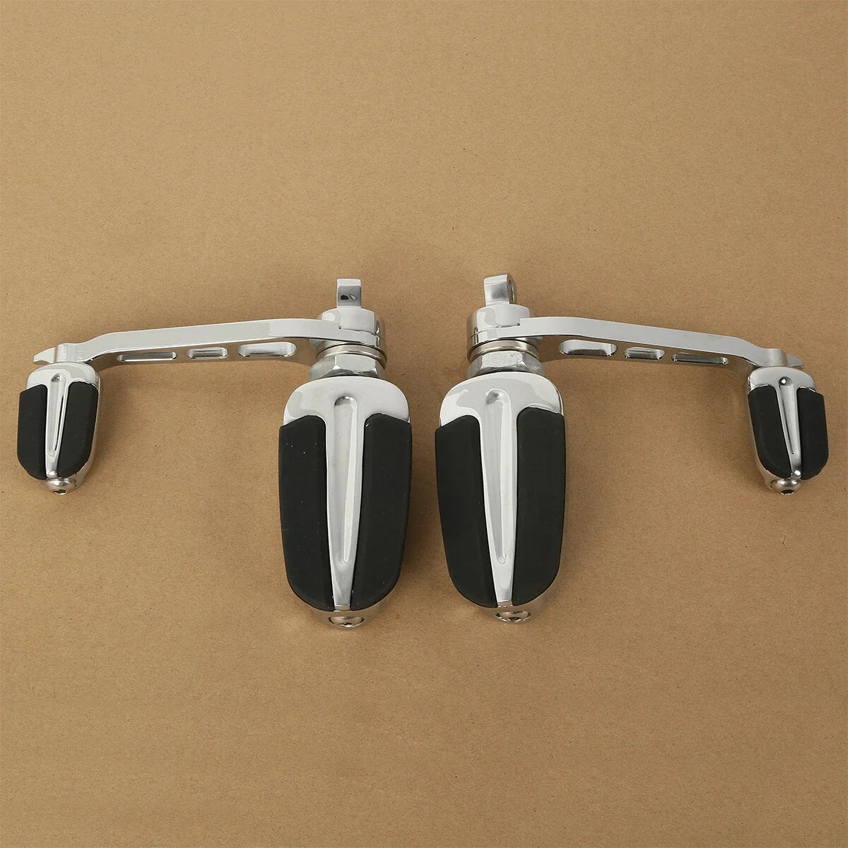 Chrome Slipstream Foot Pegs & Heel Rest for Harley Dyna Softail Sportster