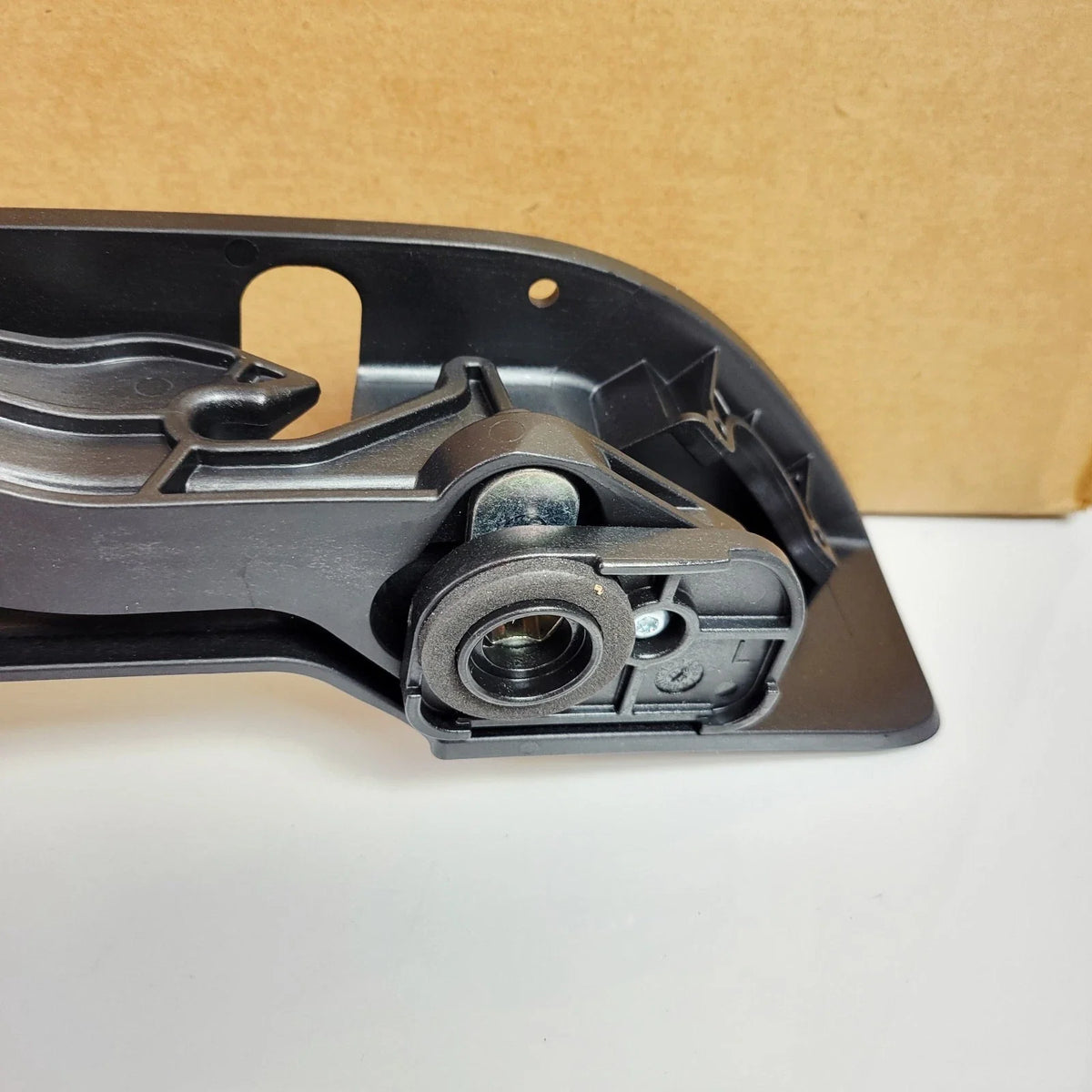 Saddlebag Latch Assembly for Harley-Davidson Sport Glide/Low Rider ST (90201521)