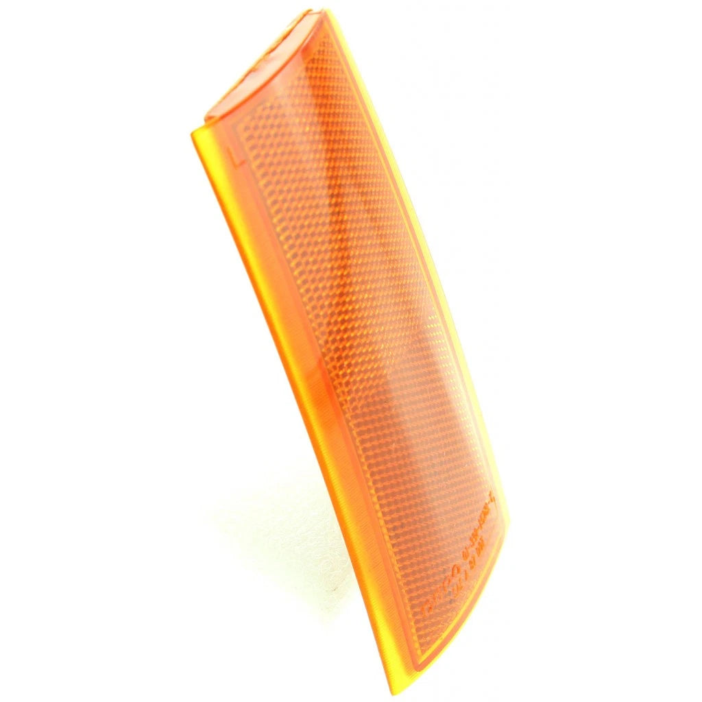 Side Marker Light for Chevy K2500 (1988–2000) GM2556101, CLX-M0-17-1105-01-CL360A4