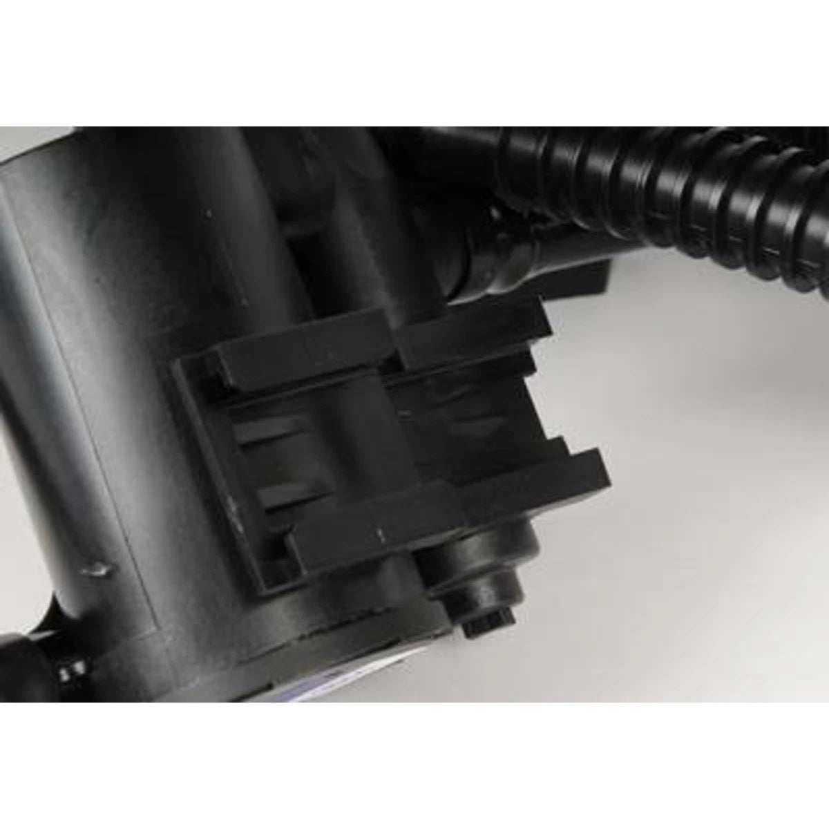 214-2338 Vapor Canister Vent Solenoid for Chevy GMC Sierra 1500 (2010–2013)