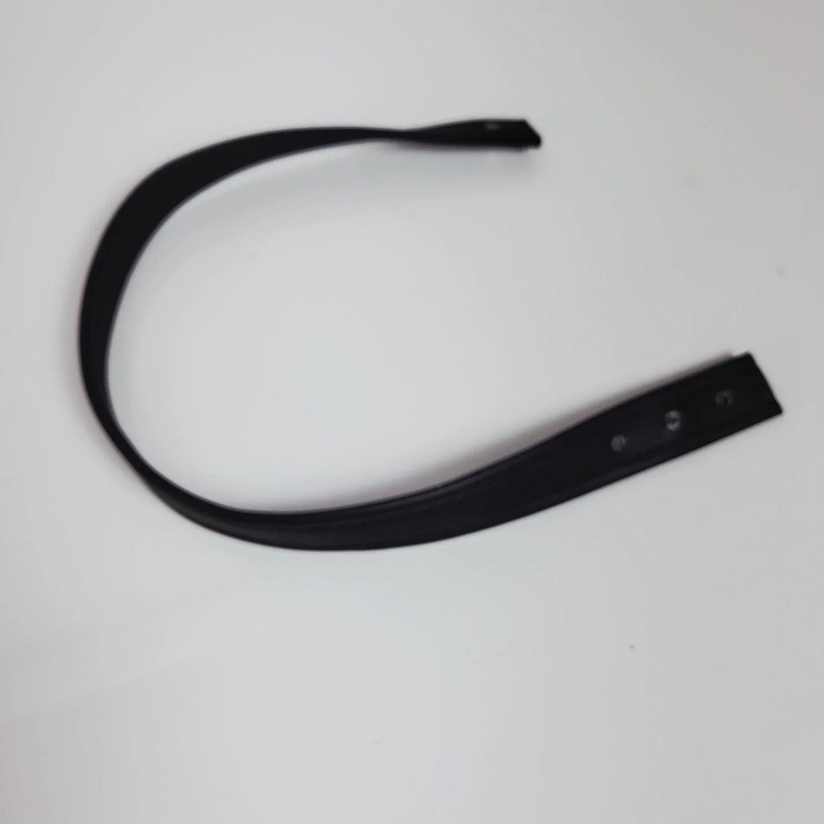 Rear Seat Grab Strap for Harley Davidson Breakout/Fat Boy (2018–2025) 52400146