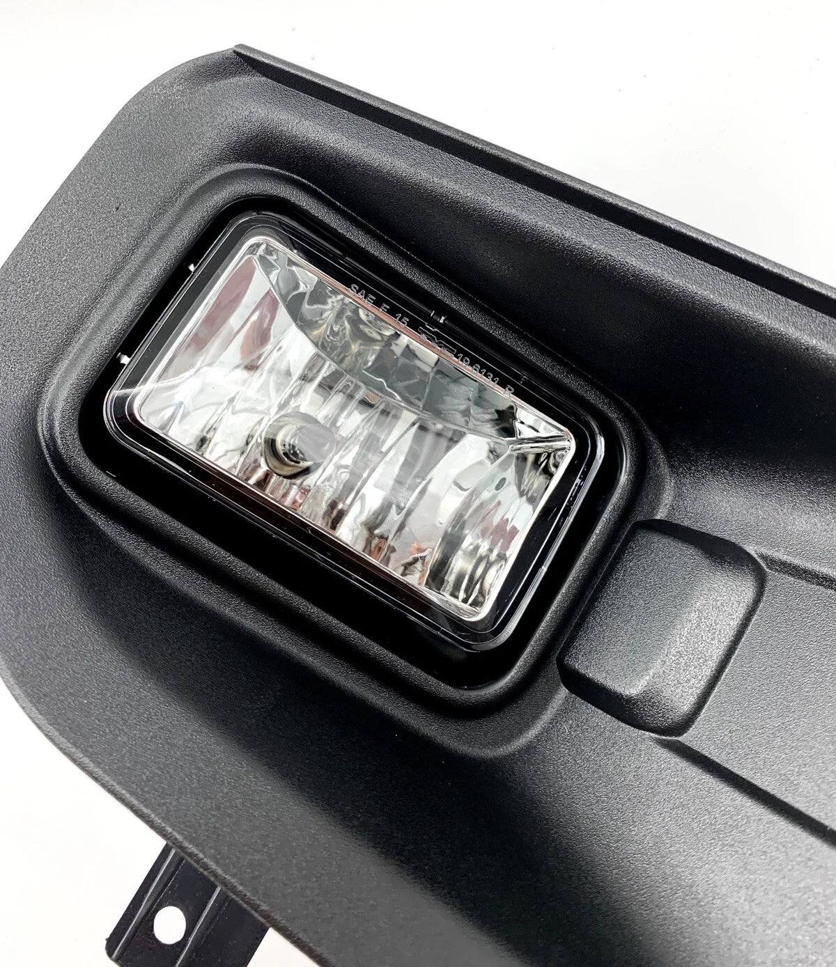 Right Side Halogen Fog Light Lamp Assembly for Ford F-150 (2015–2017)