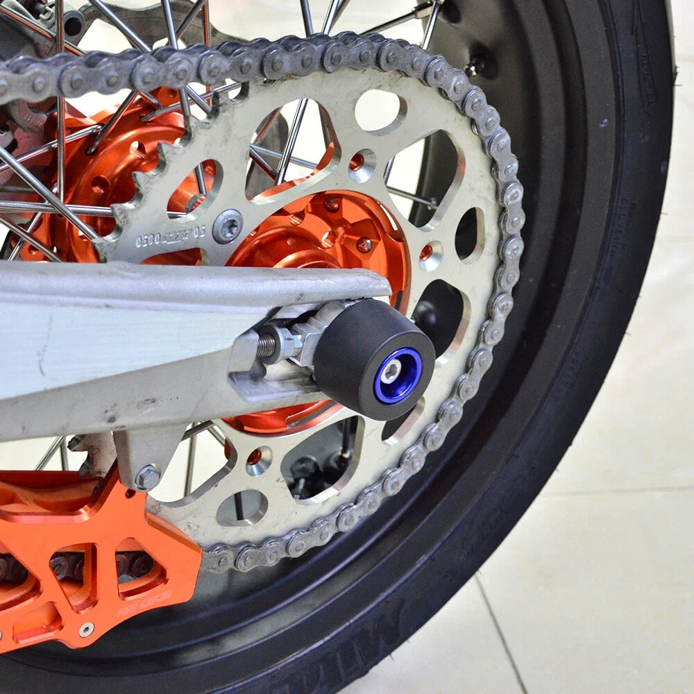 Rear Racing Wheel Axle Sliders for Husqvarna FC250 350 450 (CNC)