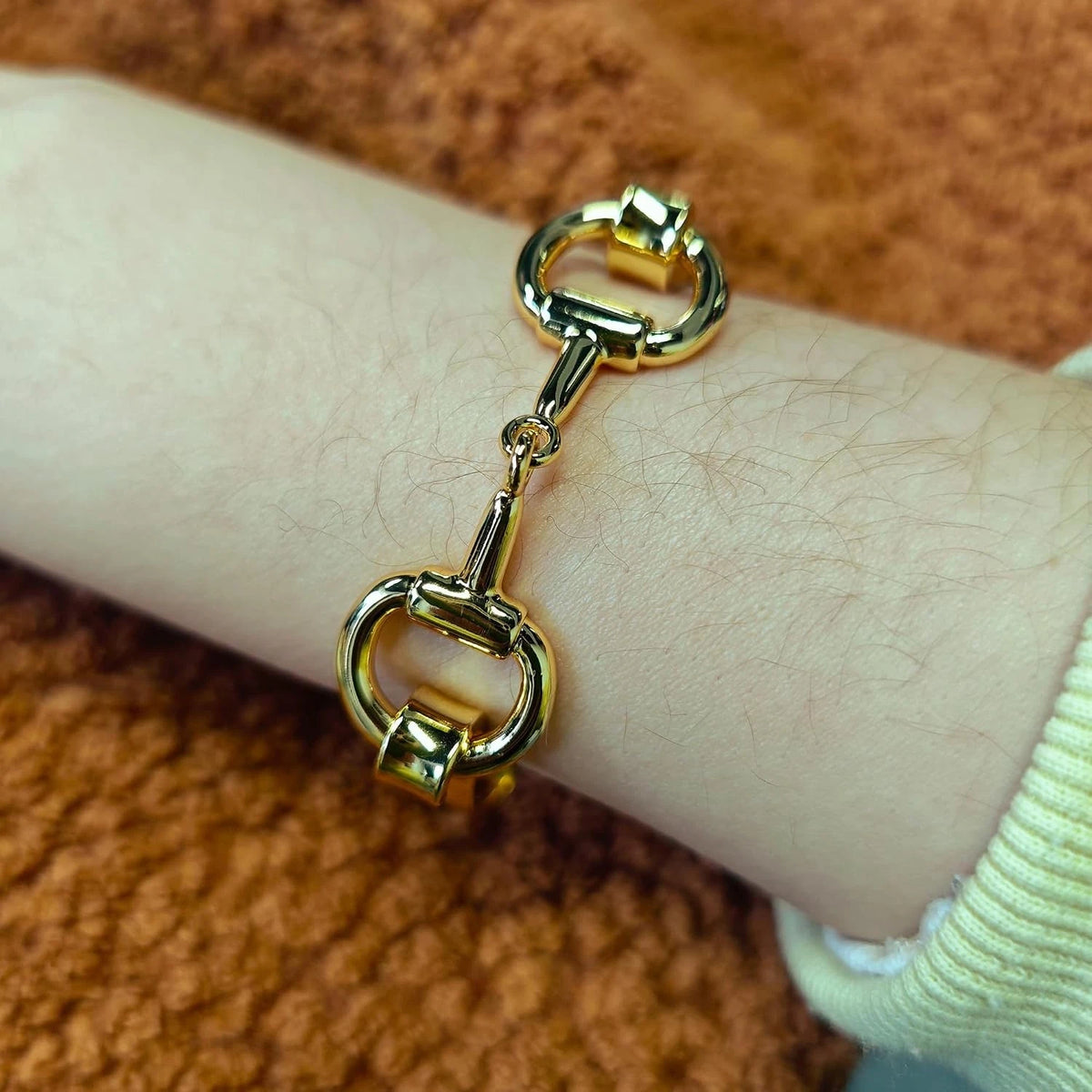 18K Gold Plated Horse Bit Bangle Bracelet for Women (Trendy Design)