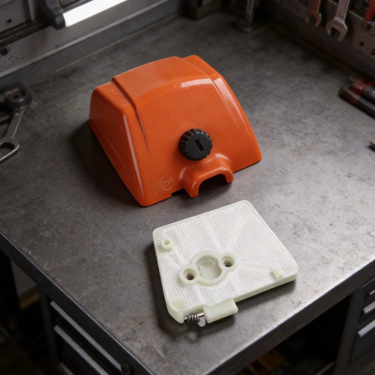 Air Filter Cover Assembly for Stihl MS381 MS380 038 (1119 140 1906)