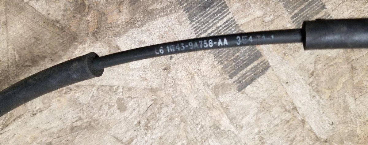 Throttle Cable 1W43-9A758-AA for Lincoln LS V6 (2000–2002)