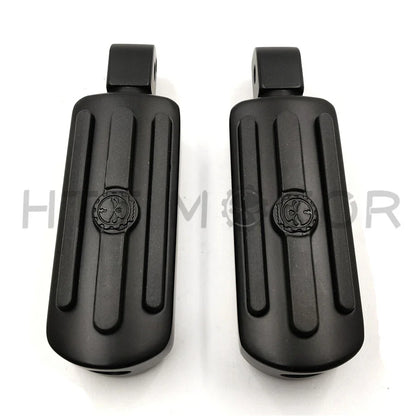Groove Gear Skull Footpegs for Harley Softail Fat Boy Fat Bob (2018–2023)