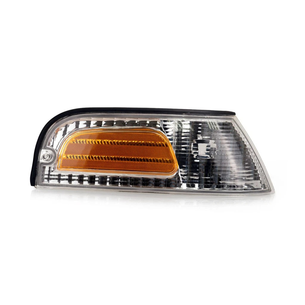 Turn Signal/Marker Light for Ford Crown Victoria (1998–2011) CLX-M0-18-5095-01-1, FO2521147
