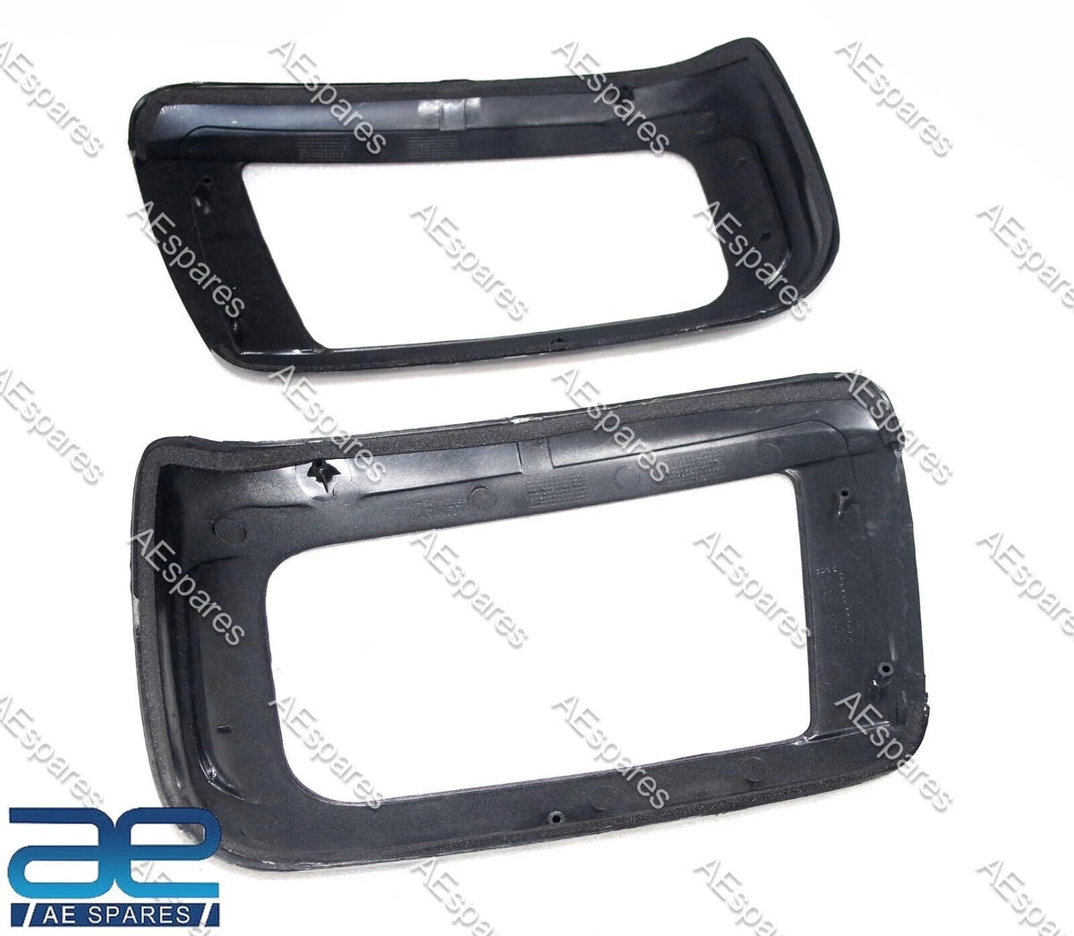 Set of 2 Headlamp Garnish for Suzuki Van (0.8L F8B) LH 35328M79A00 RH 35128M79A00