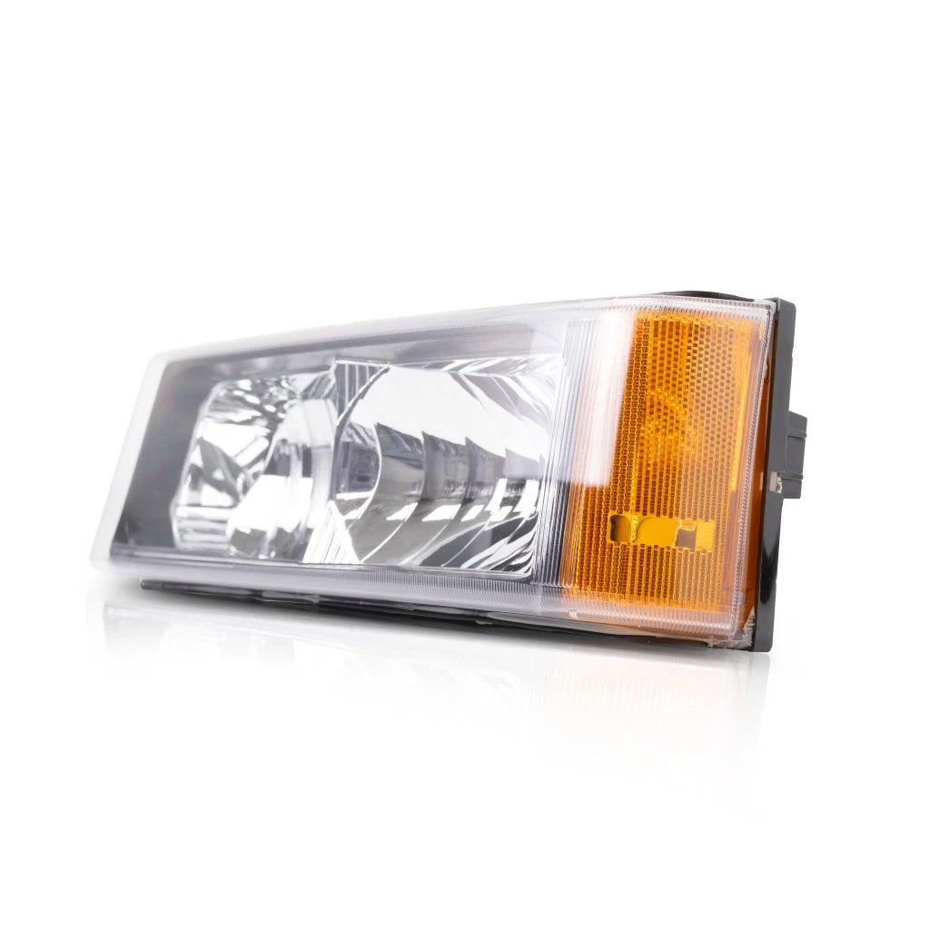 Turn Signal/Parking Light for Chevy Silverado 2500 (2003–2006) CLX-M0-18-5898-01-9-CL360A6, GM2520185