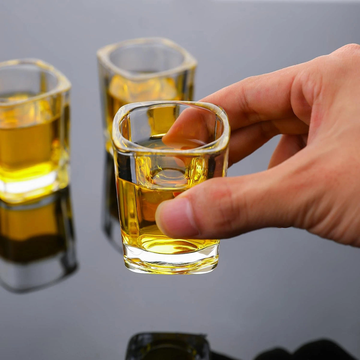 Set of 2 Shot Glasses 2.3 oz - Clear Square