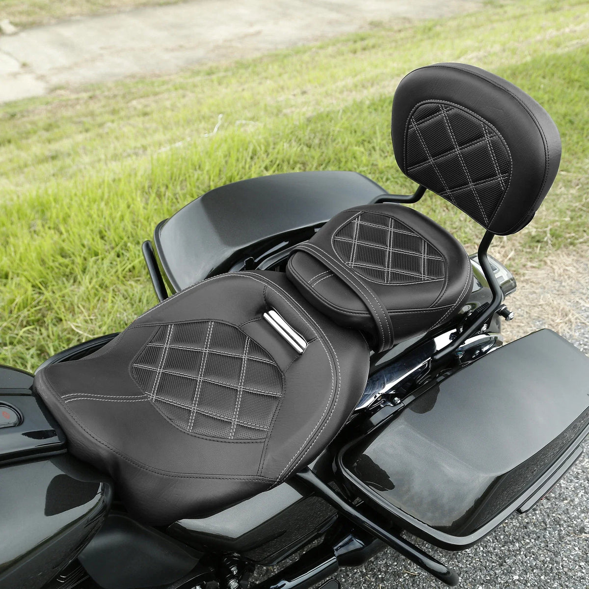 Rider Passenger Seat with Pad for Harley Road Street Glide (2009–2023)