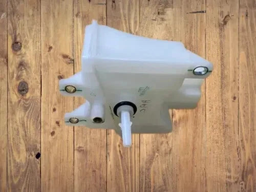 Accurator Oil Bottle Tank for Suzuki Celerio