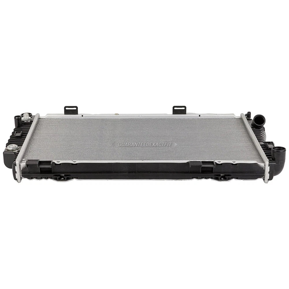 Radiator for Mercedes C280 C36 AMG (1994–1997) 19-01562AN, 2025004103