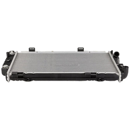 Radiator for Mercedes C280 C36 AMG (1994–1997) 19-01562AN, 2025004103