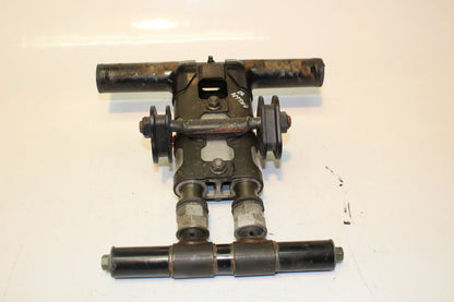 Rear Back Suspension Pivot Arm for Yamaha Venture MTX 1000 (2000–2009) 8ET-47332-01-00
