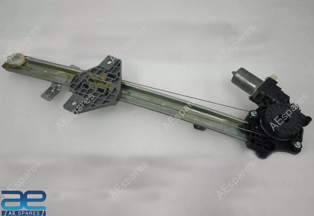 Rear Door Window Regulator RH for Suzuki Vitara Brezza (2016–2022) 83501M82P10